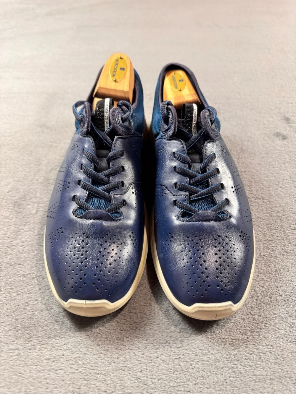 Ecco Danish Design Soft 5 Sneakers in Navy